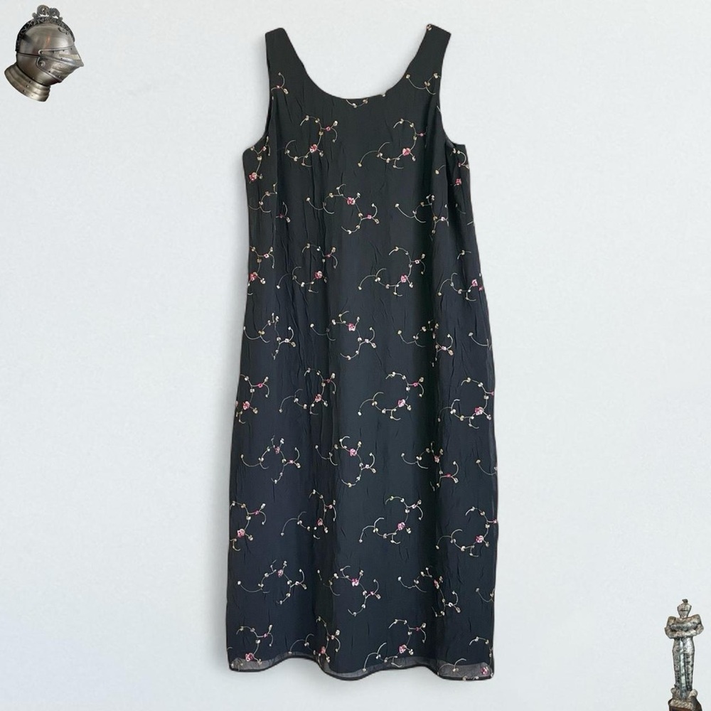 Vintage Megan Lee black and pink floral crinkle textured maxi dress.